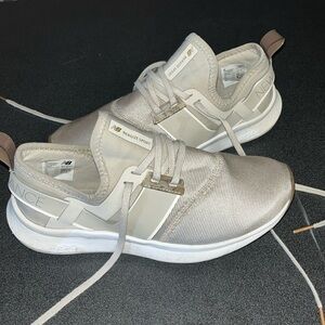 **New Balance Energizer Sport Sneakers like new**